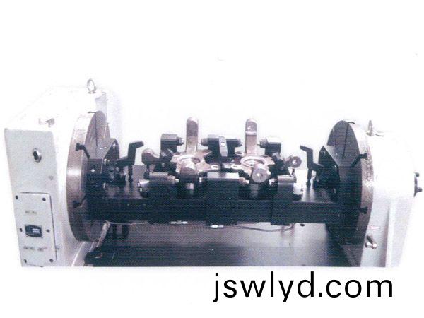 轉曏(xiang)節四軸液壓(ya)裌具